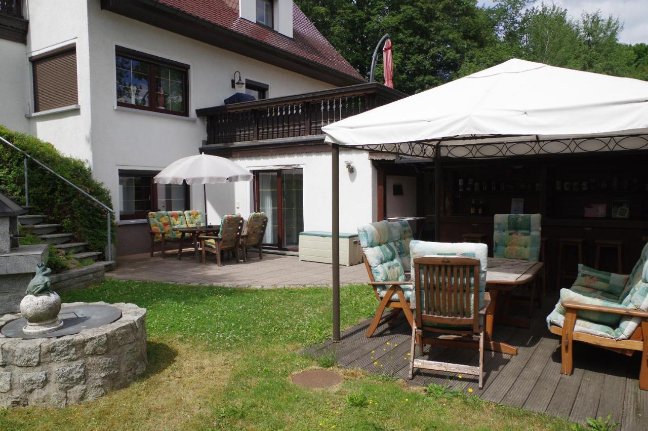 Gaestehaus Gaens - Ferienzimmer Daire Schirgiswalde-Kirschau Dış mekan fotoğraf